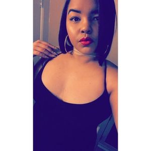 Meet your Posher, Zirelys